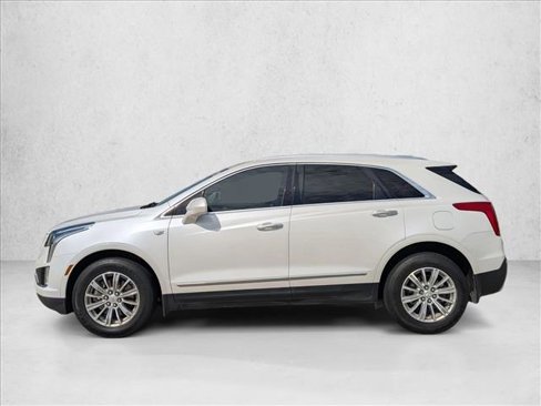 Used 2017 Cadillac XT5 Luxury w/ Driver Awareness Package image 6