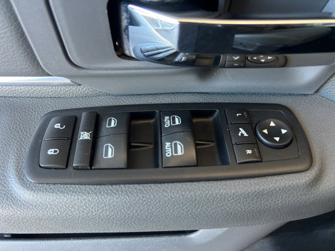 Used 2017 RAM 1500 Lone Star image 23