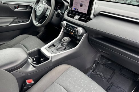 Used 2023 Toyota RAV4 XLE image 16