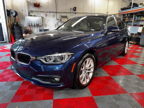 Used 2018 BMW 320i Sedan image 3