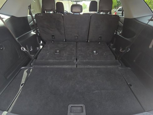 Used 2023 Ford Explorer XLT w/ Equipment Group 202A image 13