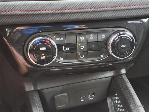 Used 2025 Chevrolet TrailBlazer RS w/ Convenience Package image 20
