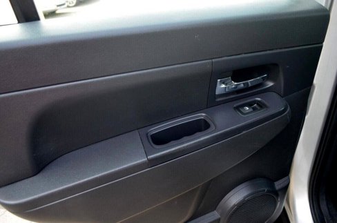 Used 2012 Jeep Liberty Sport image 22