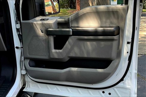 Used 2016 Ford F150 XLT w/ Equipment Group 302A Luxury image 21
