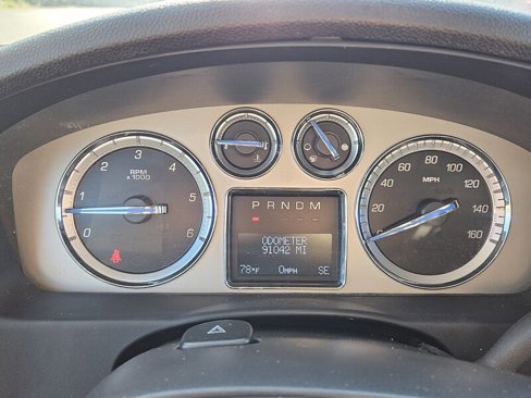Used 2014 Cadillac Escalade ESV Premium image 25