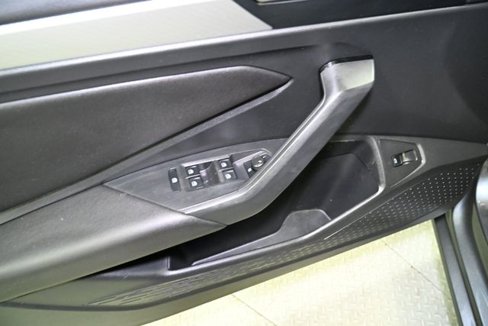 Used 2020 Volkswagen Jetta S w/ Driver Assistance Package image 25