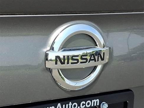 Used 2020 Nissan Rogue Sport SV image 29