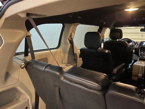 Used 2019 Dodge Grand Caravan SXT image 78