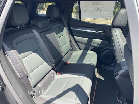 New 2026 GMC Terrain AT4 w/ Technology Package II image 27