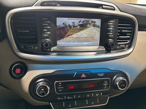 Used 2019 Kia Sorento EX image 13
