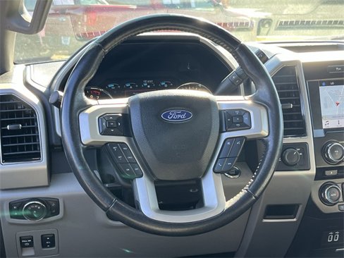 Used 2018 Ford F150 Lariat image 28