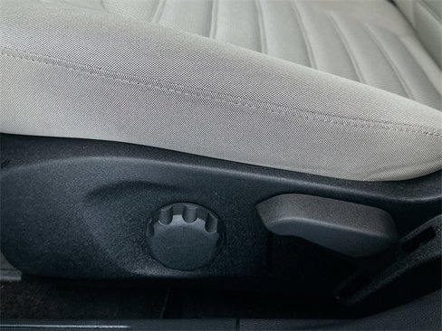 Used 2018 Ford Fusion S image 17