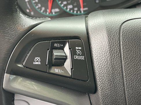 Used 2022 Chevrolet Trax LT w/ Sport Edition image 23