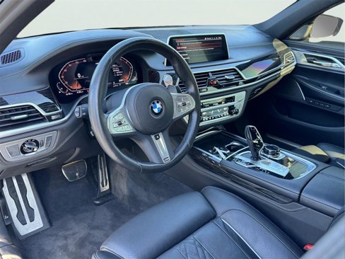Used 2022 BMW 750i xDrive w/ Executive Package image 6