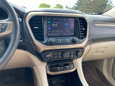 Used 2022 GMC Acadia Denali w/ Denali Ultimate Package image 11