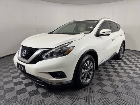 Used 2018 Nissan Murano SL w/ Cargo Package image 3
