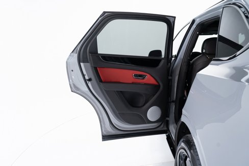 Certified 2023 Bentley Bentayga image 21