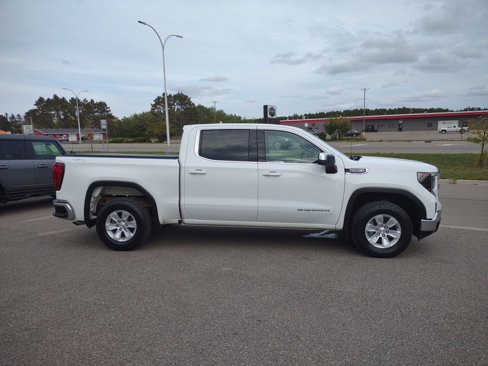 Used 2022 GMC Sierra 1500 SLE image 6
