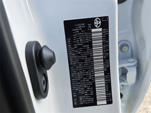 New 2025 Toyota Corolla LE image 19