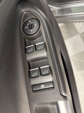 Used 2018 Ford Escape Titanium image 13