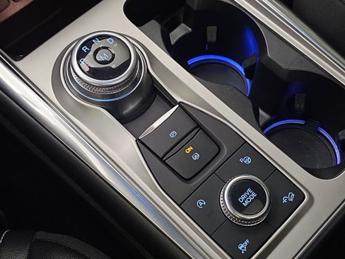 Used 2020 Ford Explorer ST w/ ST Street Pack image 21