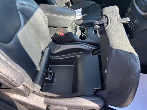 Used 2014 Jeep Cherokee Limited image 22