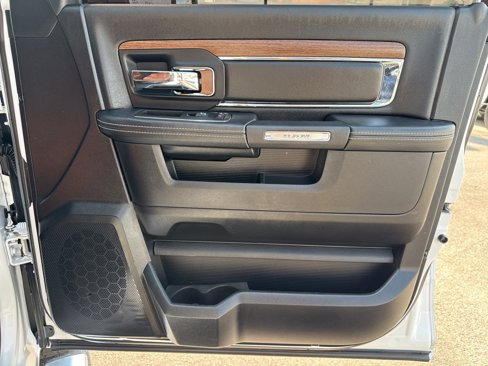 Used 2016 RAM 1500 Laramie image 23