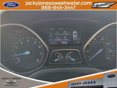 Certified 2018 Ford Focus SE w/ SE Appearance Package image 16