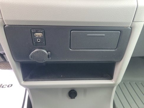 Used 2015 Toyota Sienna LE image 27