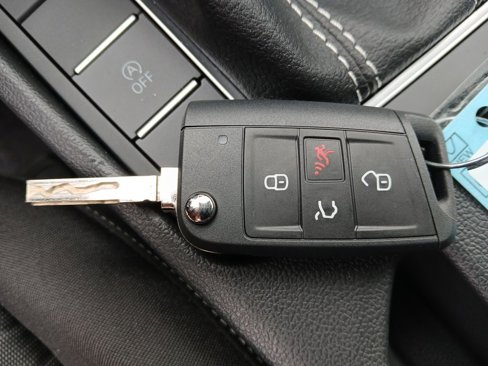 New 2025 Volkswagen Jetta S image 27