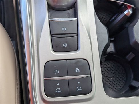 Used 2021 Ford Explorer XLT w/ Equipment Group 202A image 31