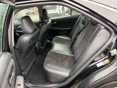 Used 2015 Toyota Camry XSE image 14