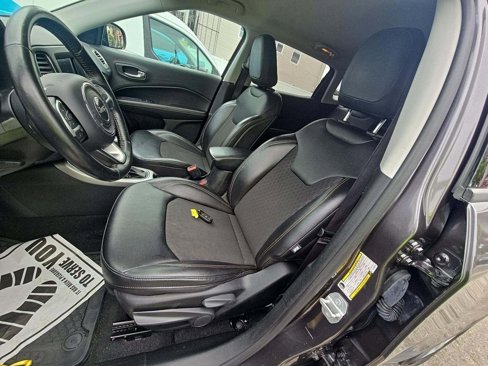 Used 2020 Jeep Compass Latitude w/ Cold Weather Group image 2