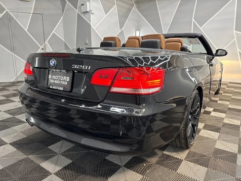 Used 2009 BMW 328i Convertible image 5