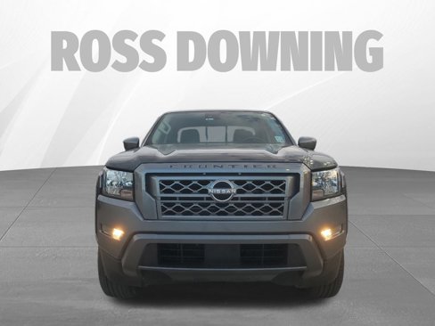 Used 2022 Nissan Frontier SV image 2