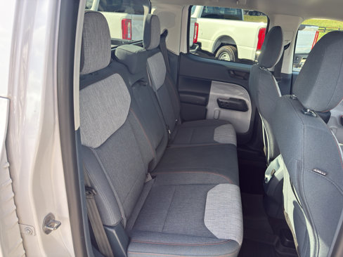 Used 2022 Ford Maverick XLT image 13