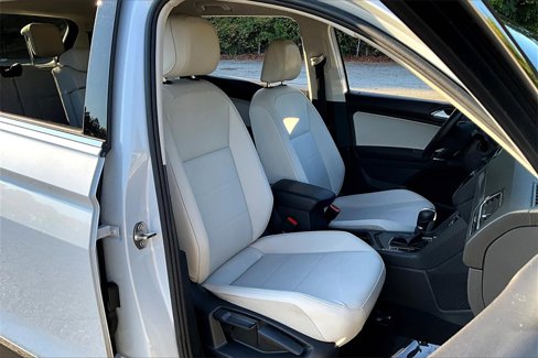 Used 2018 Volkswagen Tiguan SE image 29