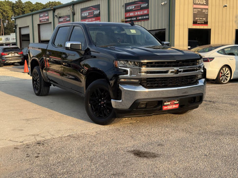 Used 2021 Chevrolet Silverado 1500 LT w/ LPO, Dark Essentials Package image 1