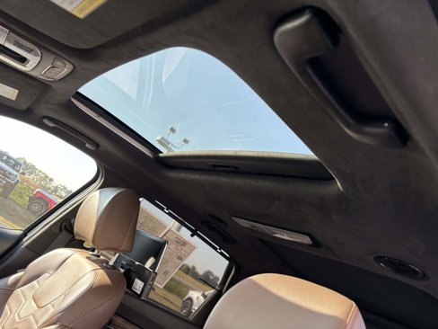 Used 2022 Kia Telluride SX w/ SX Prestige Package image 29