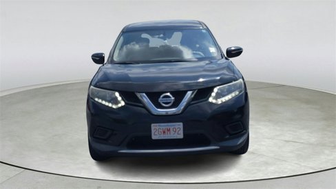 Used 2014 Nissan Rogue S image 2