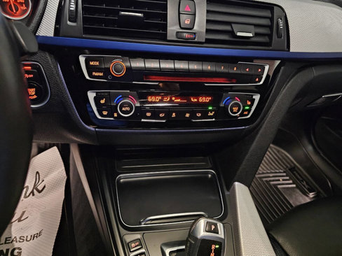 Used 2018 BMW 328d xDrive Sedan image 24