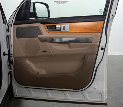 Used 2011 Land Rover Range Rover Sport HSE image 18