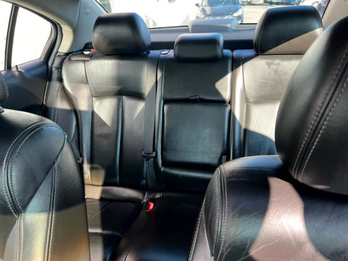 Used 2011 Chevrolet Cruze LTZ image 13