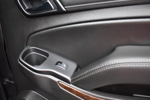 Used 2016 Chevrolet Tahoe LT image 13