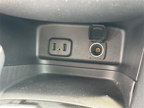 Used 2018 Chevrolet Equinox LT w/ Sun & Infotainment Package image 21