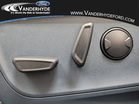 Used 2023 Ford Maverick Lariat w/ Lariat Luxury Package image 19