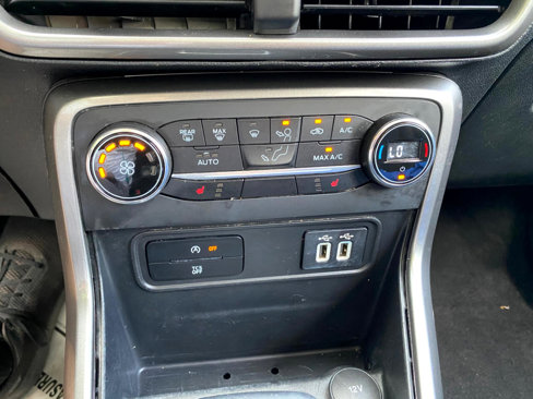 Used 2020 Ford EcoSport SE w/ SE Convenience Package image 66