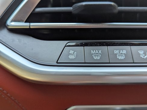 Used 2023 BMW X5 M Competition w/ Competition Package image 32