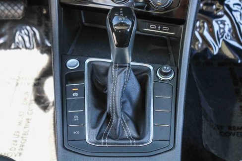 Used 2022 Volkswagen Jetta SE image 14