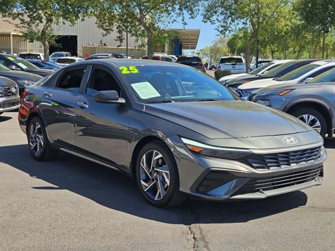 Certified 2025 Hyundai Elantra Sport image 3